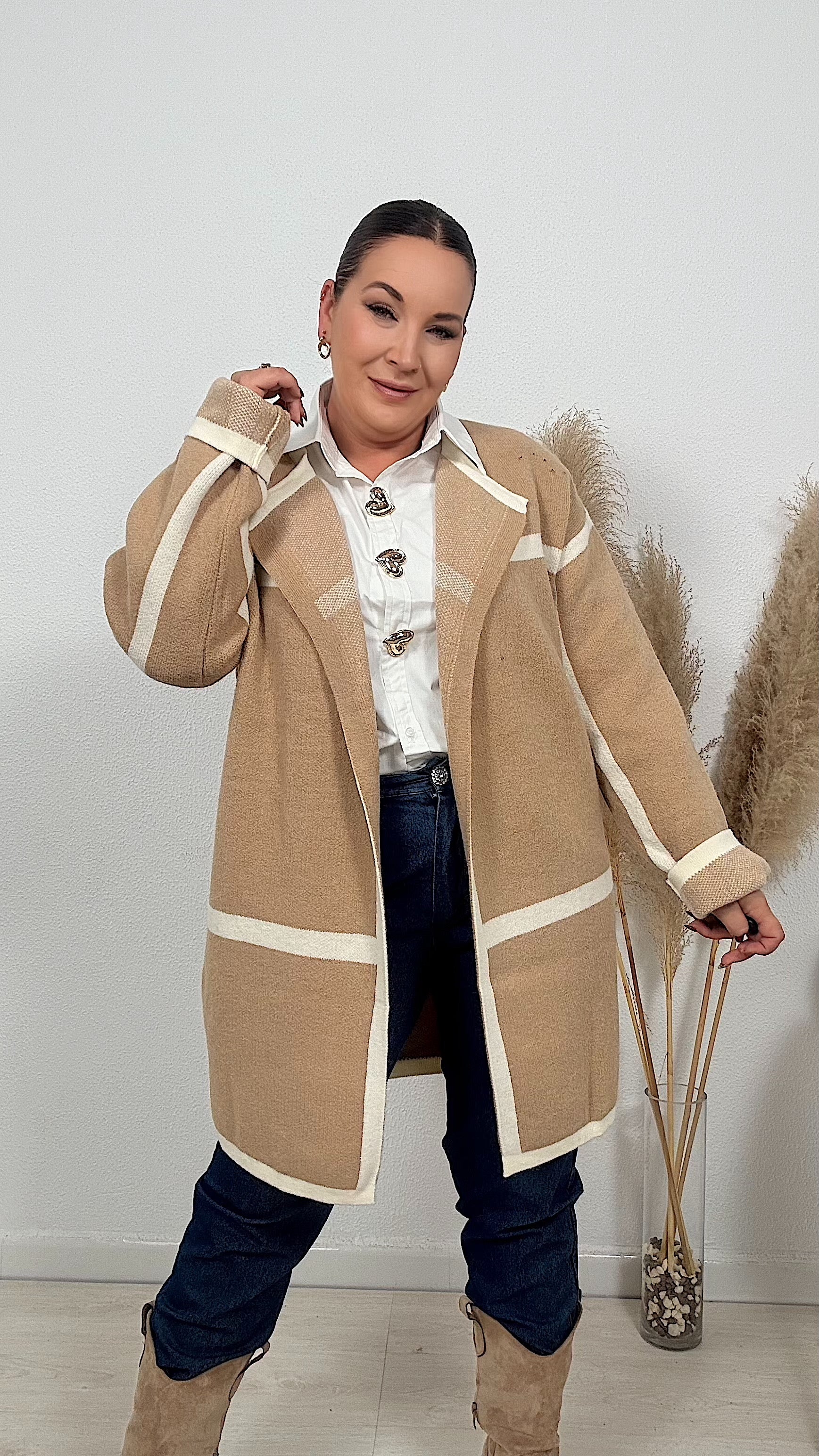 CHAQUETA CLAUDIA BEIGE