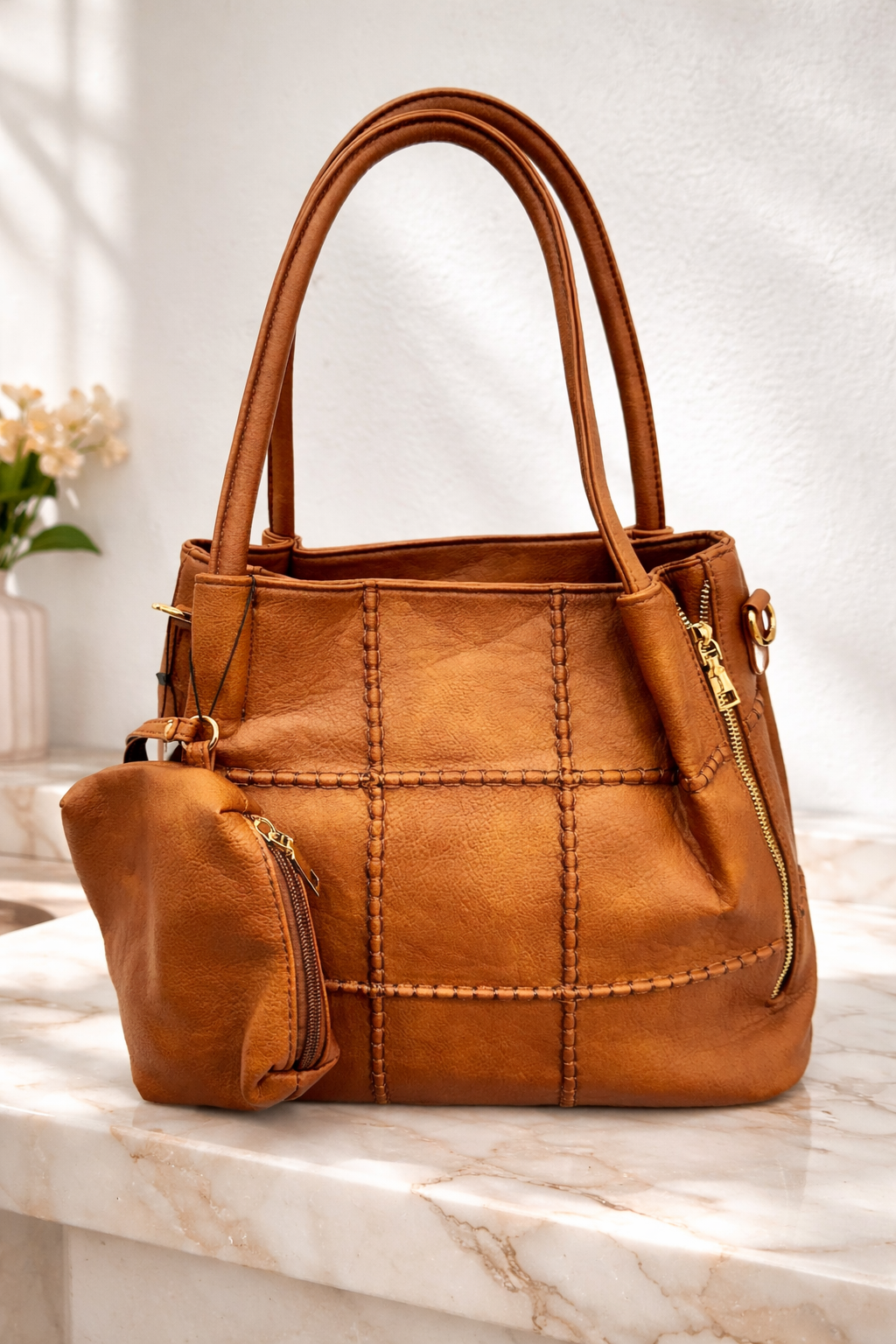 Urelia Caramel Signature Tote – Iconic Structure