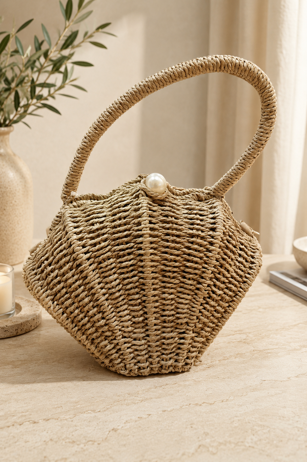 Bolso de rafia con asa