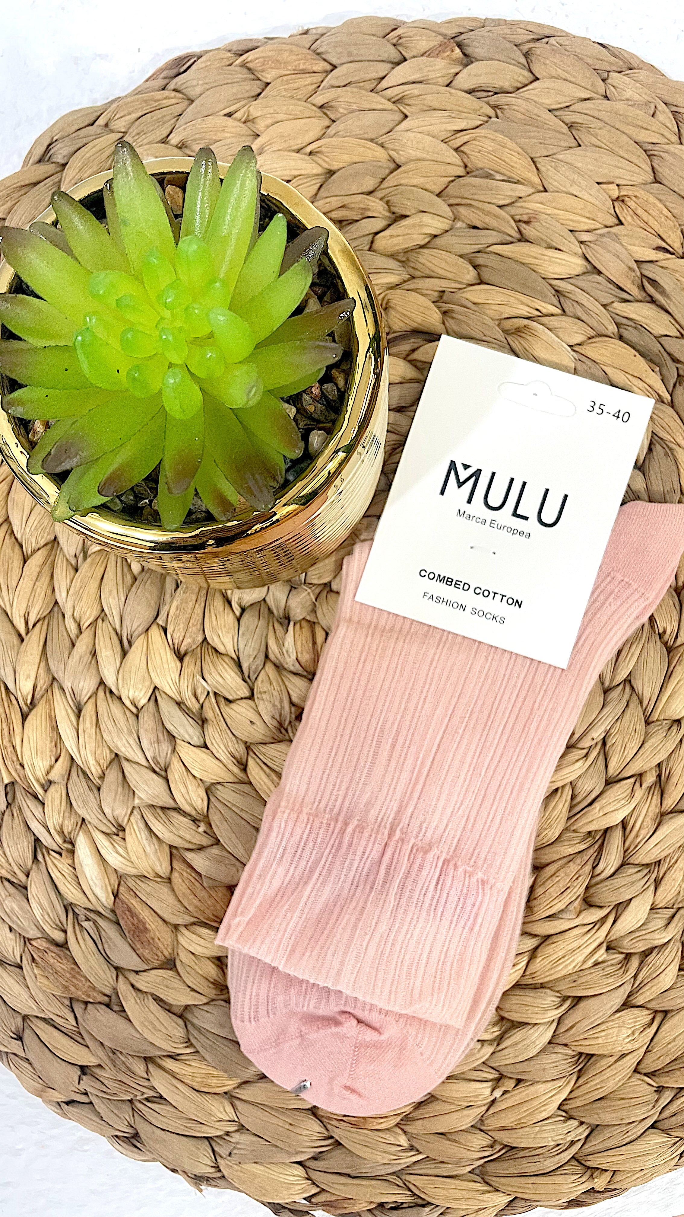 Calcetines de media para mujer en color rosa canalé cómodos – GlowXL Chiclana