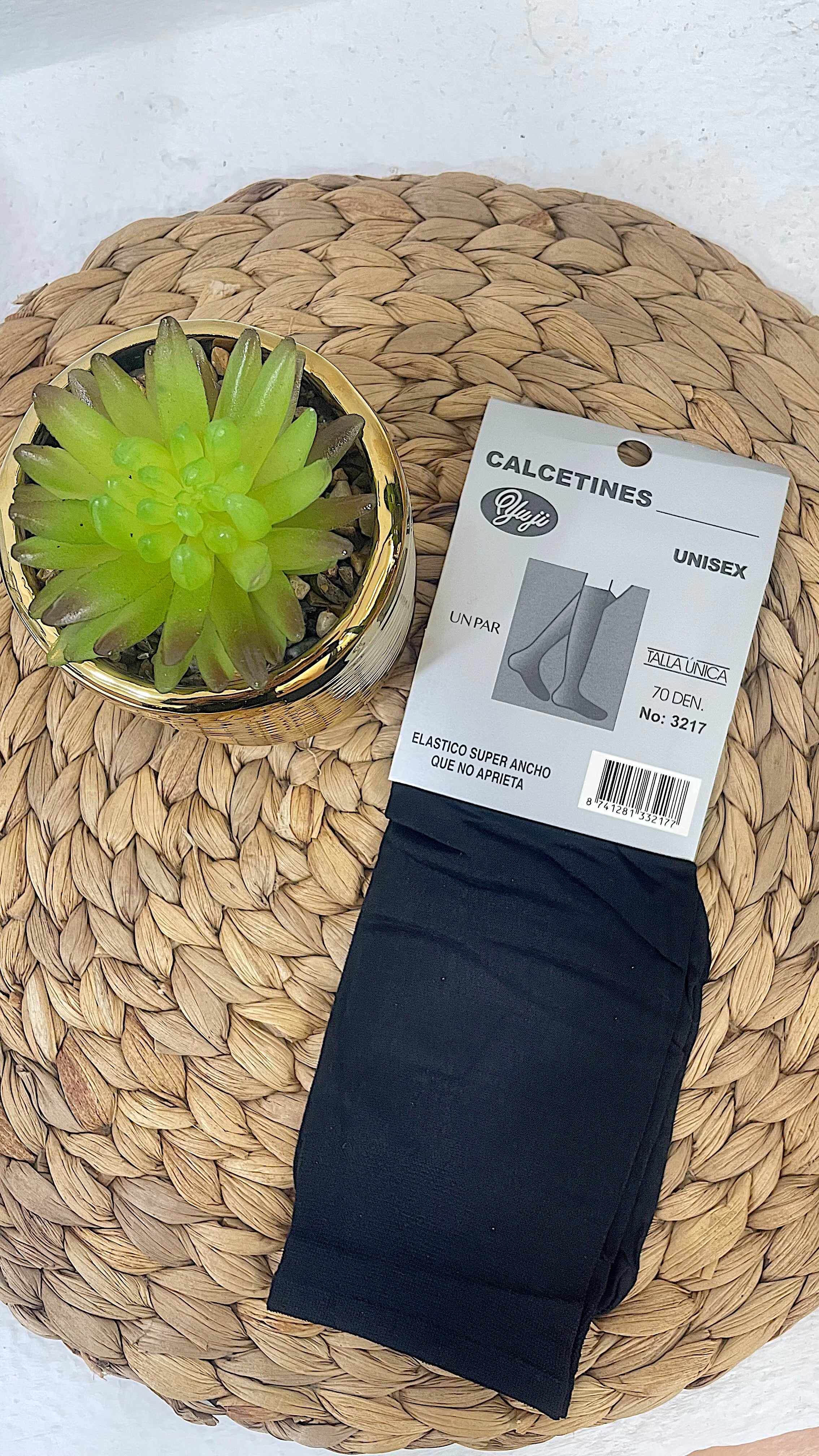 Calcetines de media unisex 70 DEN en color marron comodos para uso diario – GlowXL Chiclana