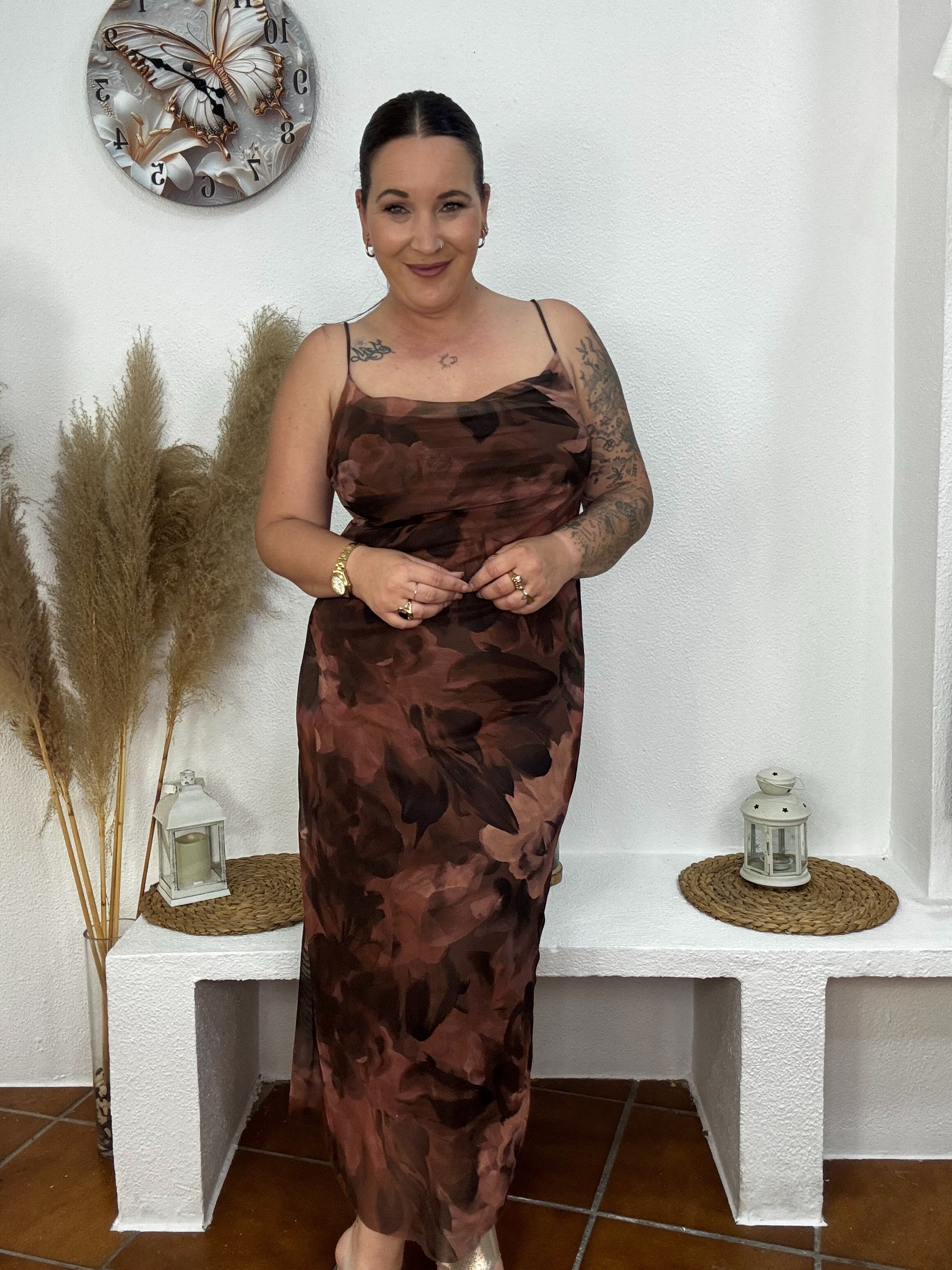 Vestidos cómodos y favorecedores para bodas de verano si usas talla 38 a 52