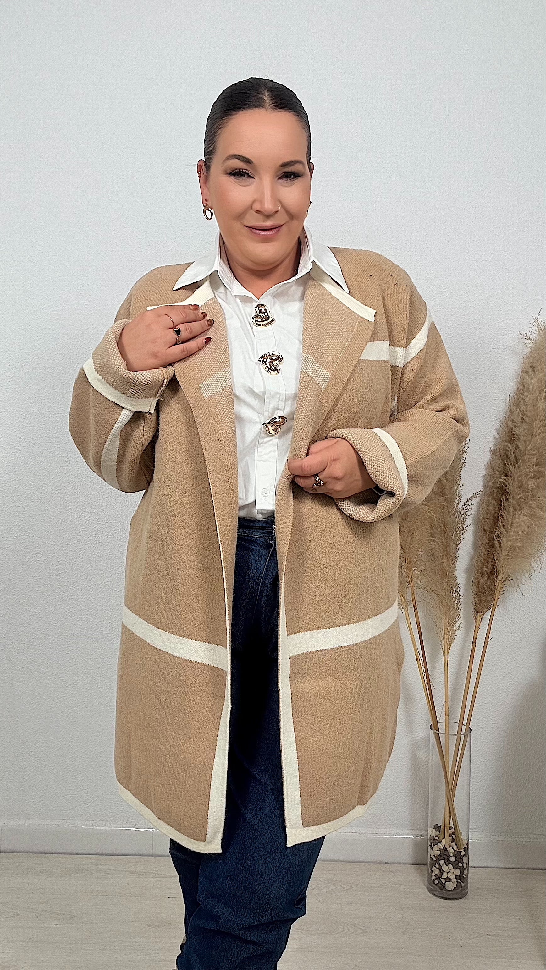 CHAQUETA CLAUDIA BEIGE