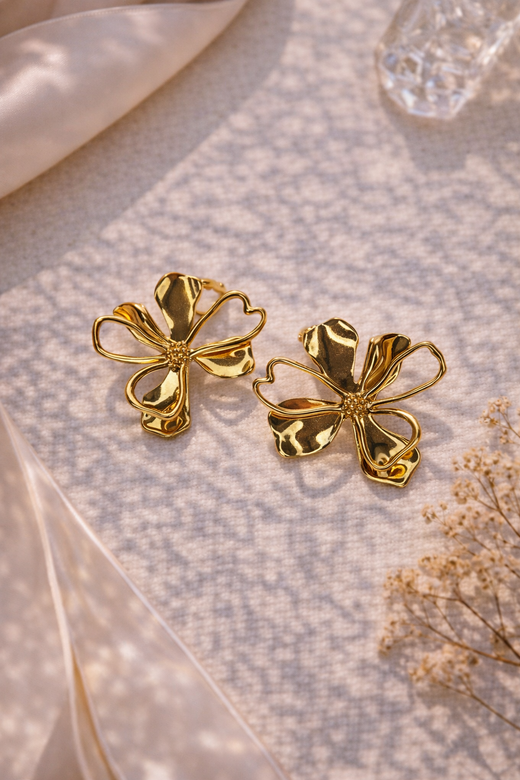 Pendientes Flor Dorada Brillo