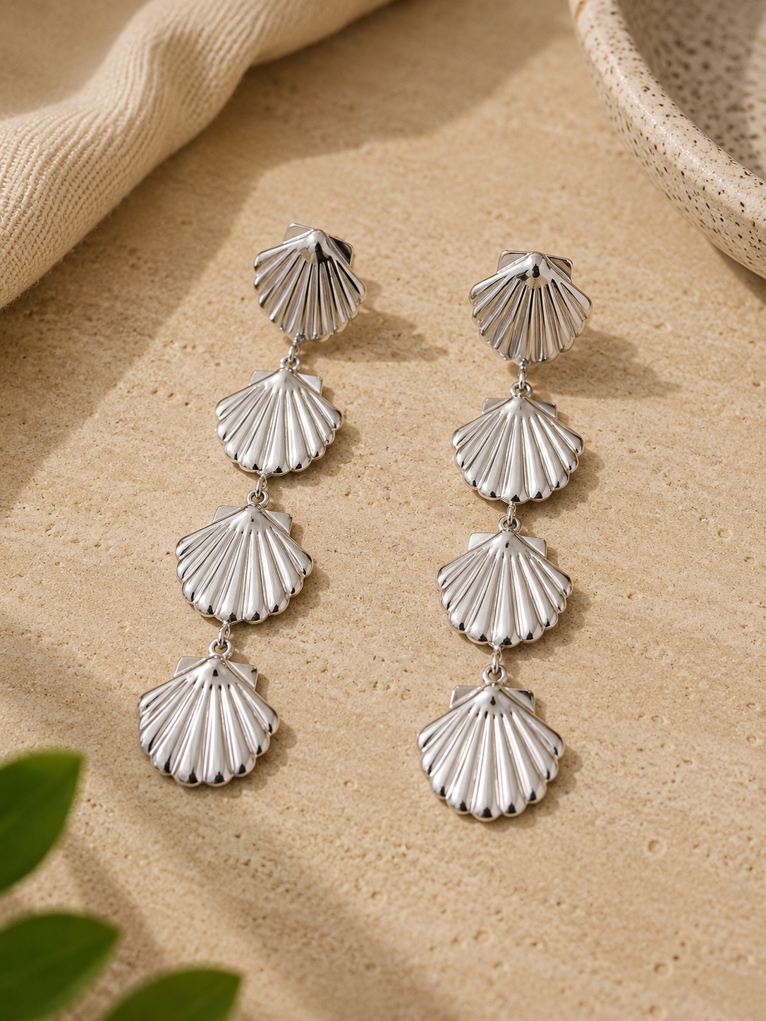 PENDIENTES CONCHAS PLATEADO