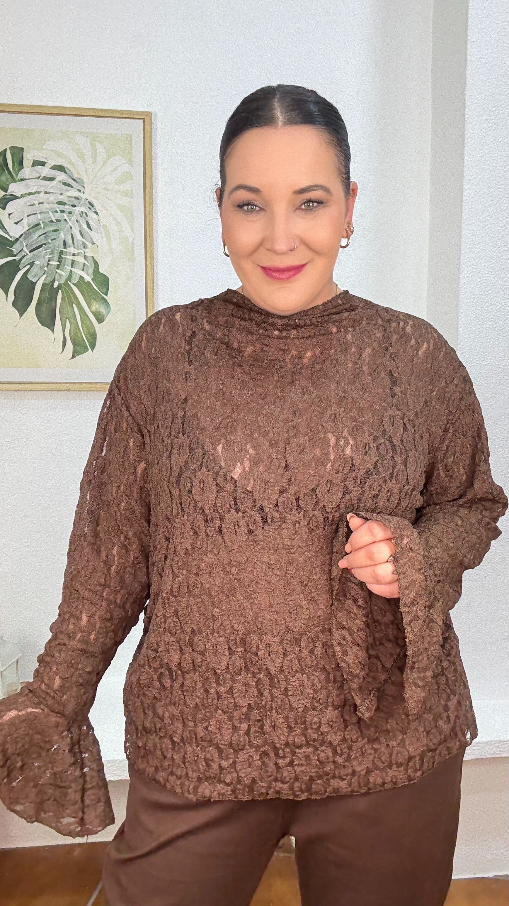 CAMISETA ALEJANDRA MARRÓN