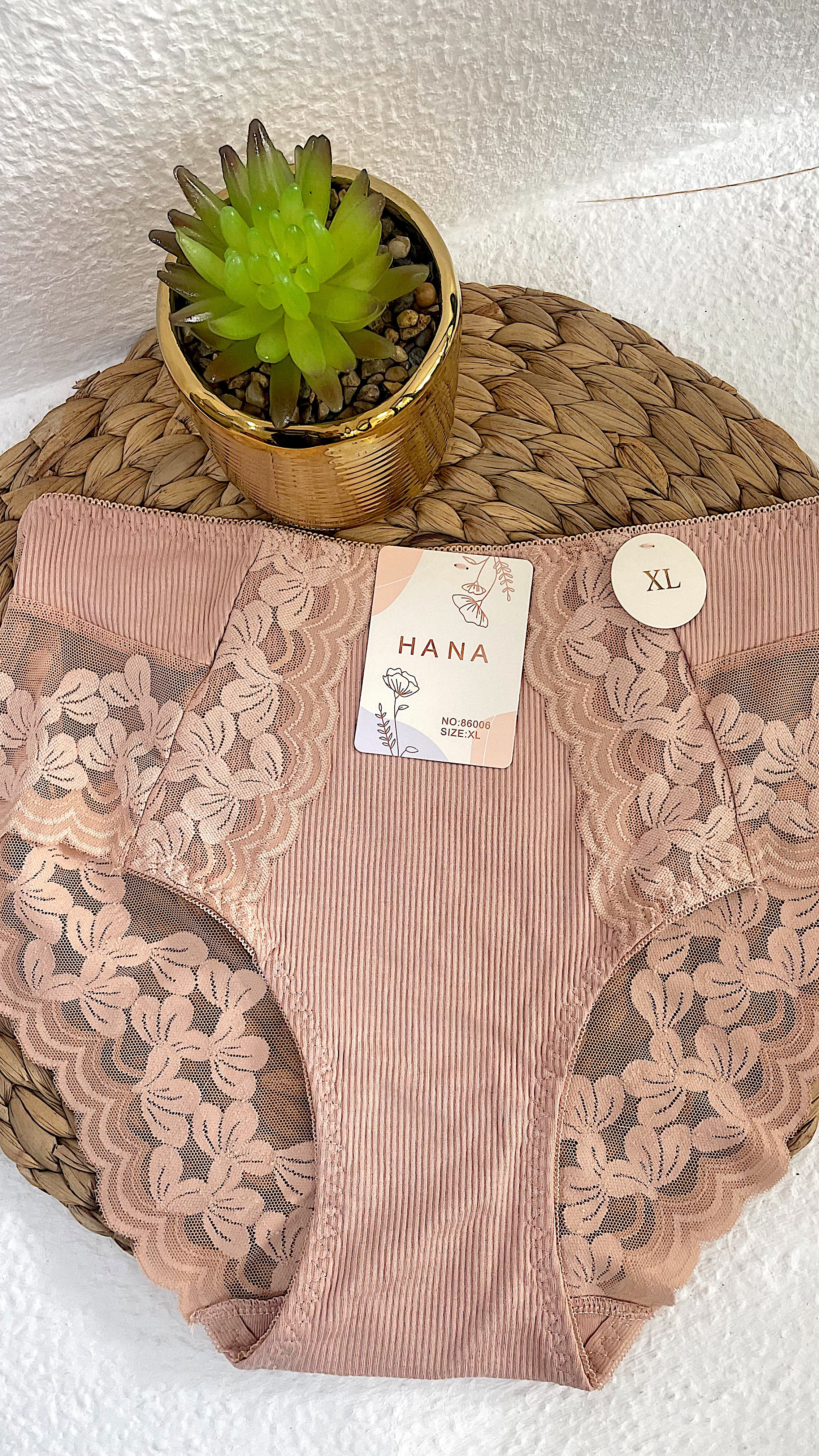 braga mujer con encaje GlowXL Chiclana