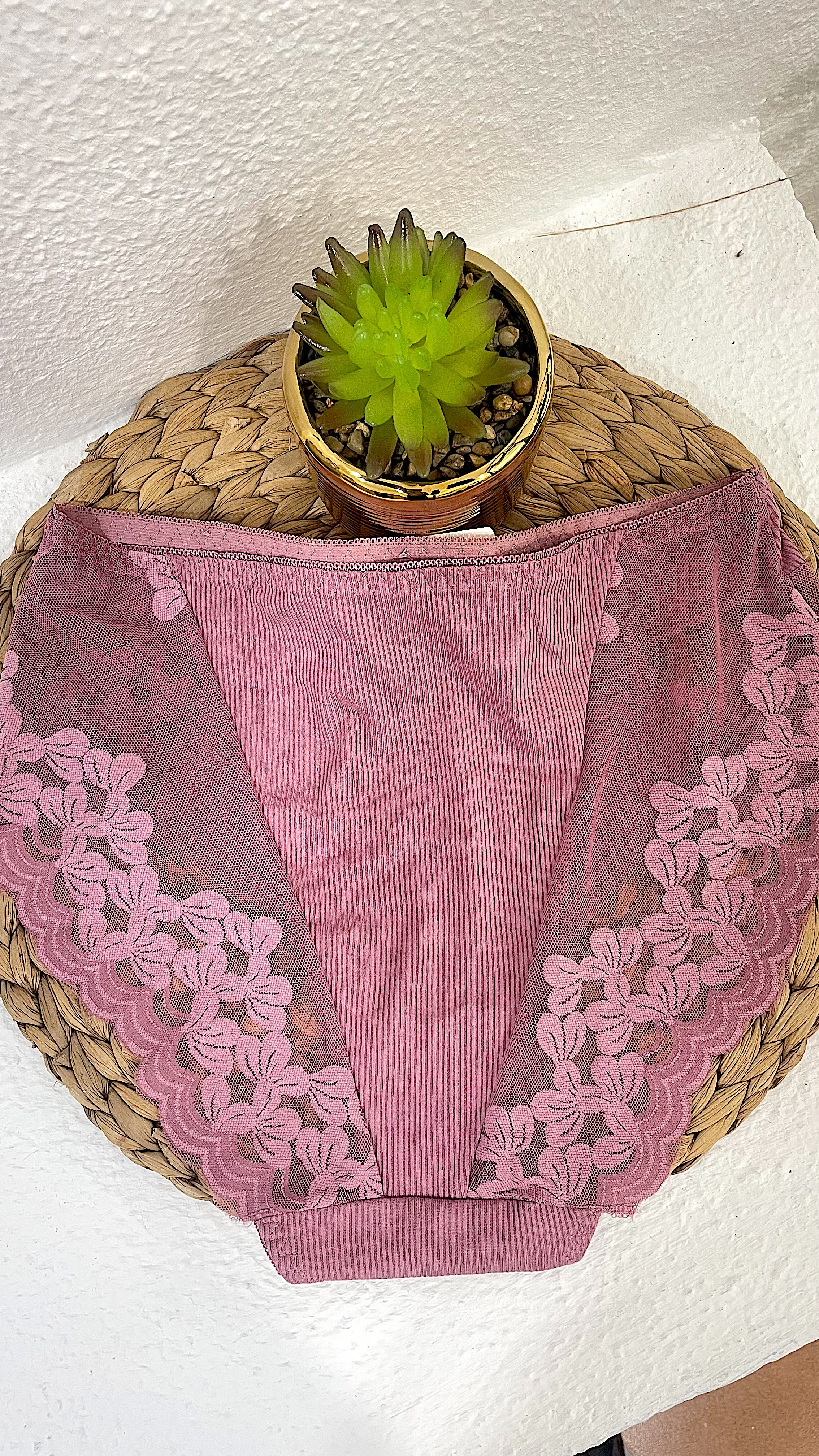 Braga mujer con encaje GlowXL Chiclana de la Frontera