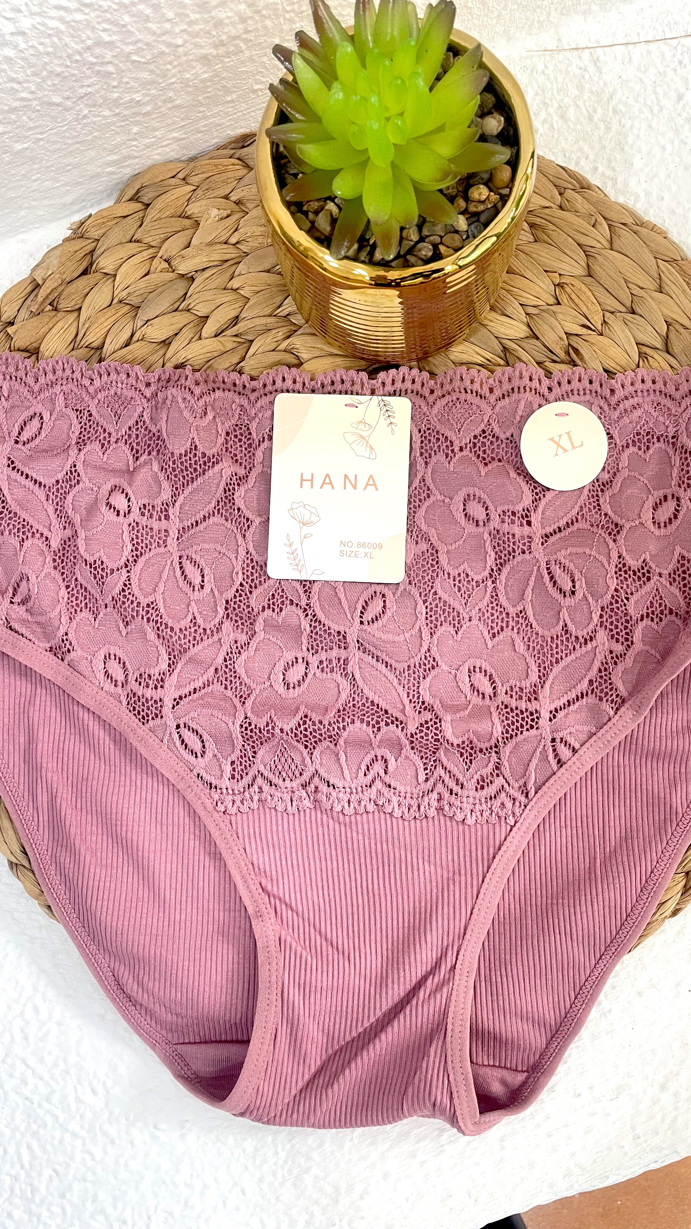 braga mujer con encaje GlowXL Chiclana